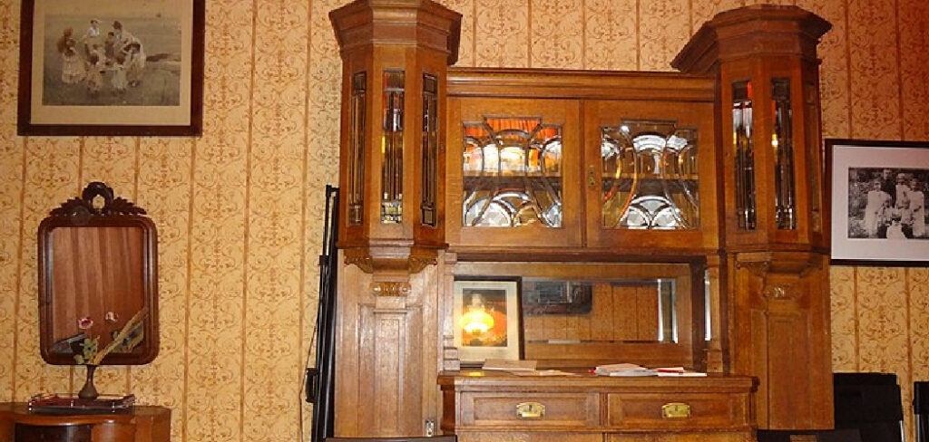 How to Build China Cabinet