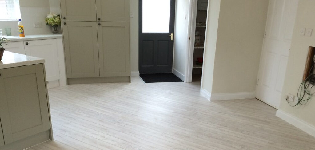 How to Strip Vinyl Flooring