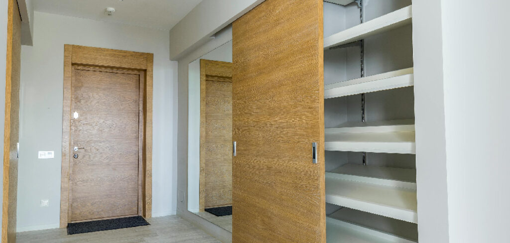 How to Measure a Closet