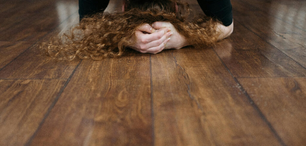 How to Remove Hardwood Flooring for Reuse